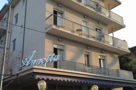 Invia – Hotel Annetta,  recenzia