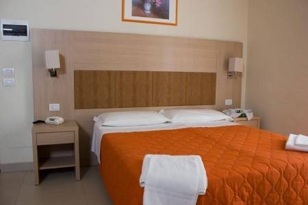 Invia – Hotel Cuba,  recenzia