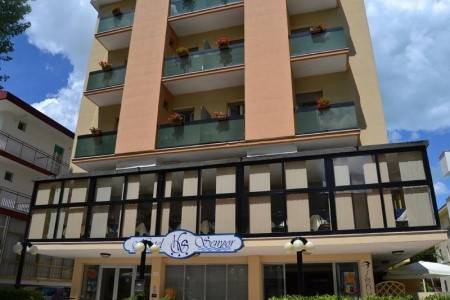 Invia – Hotel Senyor,  recenzia