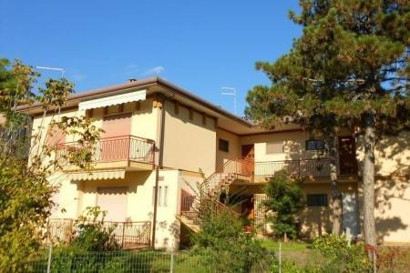 Invia – Vila Brennero – Rosolina Mare,  recenzia