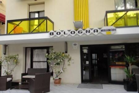 Invia – Hotel Bologna,  recenzia