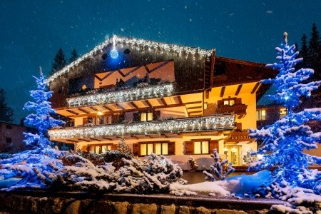 Invia – Hotel Lajadira – Polopenze, Cortina d´Ampezzo