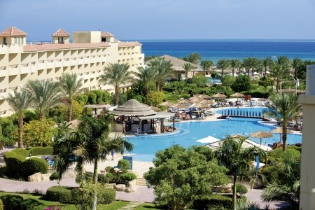 Invia – Amwaj Blue Beach Resort, Safaga