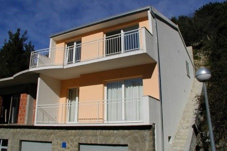 Invia – Apartmány Nevenka, Podgora