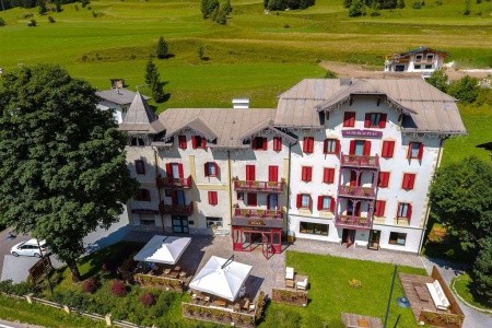 Invia – Piaz, Val di Fassa e Carezza