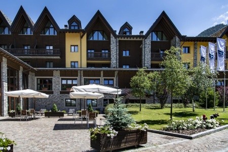 Invia – Blu Hotel Acquaseria, Tonale/Ponte di Legno