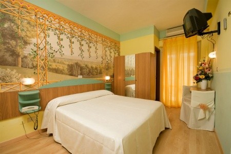 Invia – Mocambo, Marche