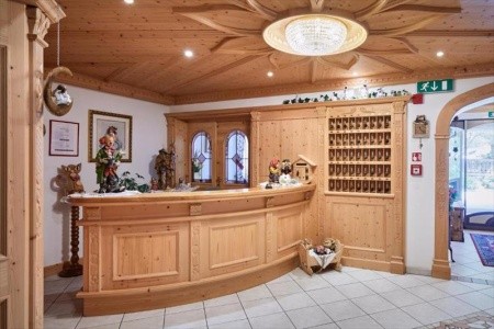 Invia – Alpenhotel Schönwald (Valles), Valle Isarco