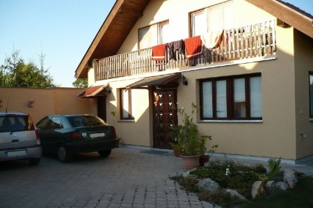 Invia – Apartmány Viola, Južné Slovensko
