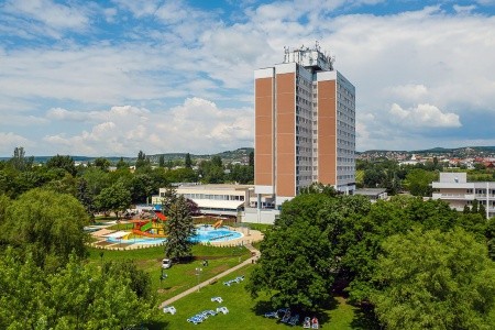Invia – Danubius Marina, Balaton – severné pobrežie