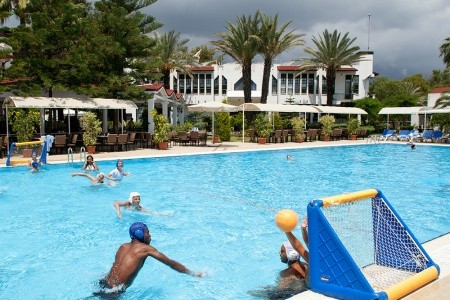 Invia – Pirates Beach Club, Kemer